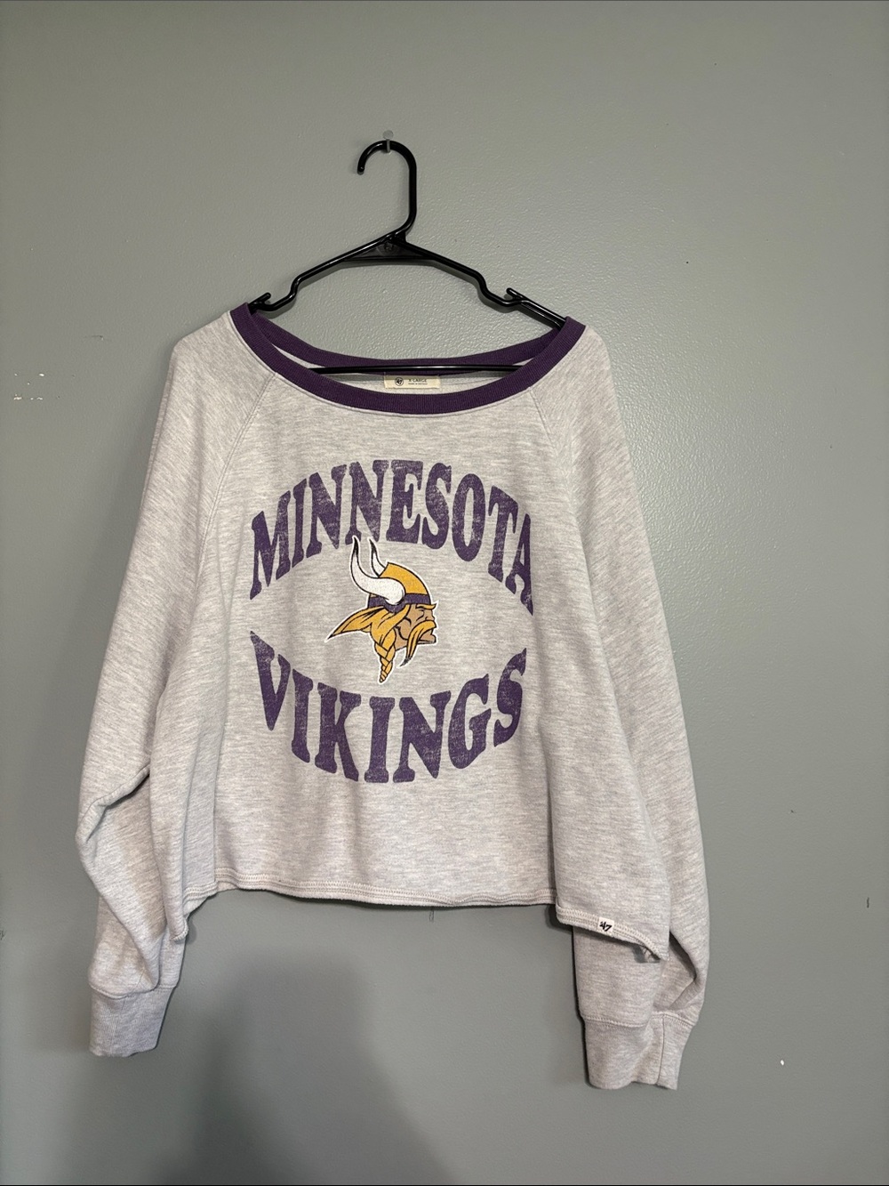 47 Women’s Minnesota Vikings Gray & Purple Crewneck Sweatshirt
